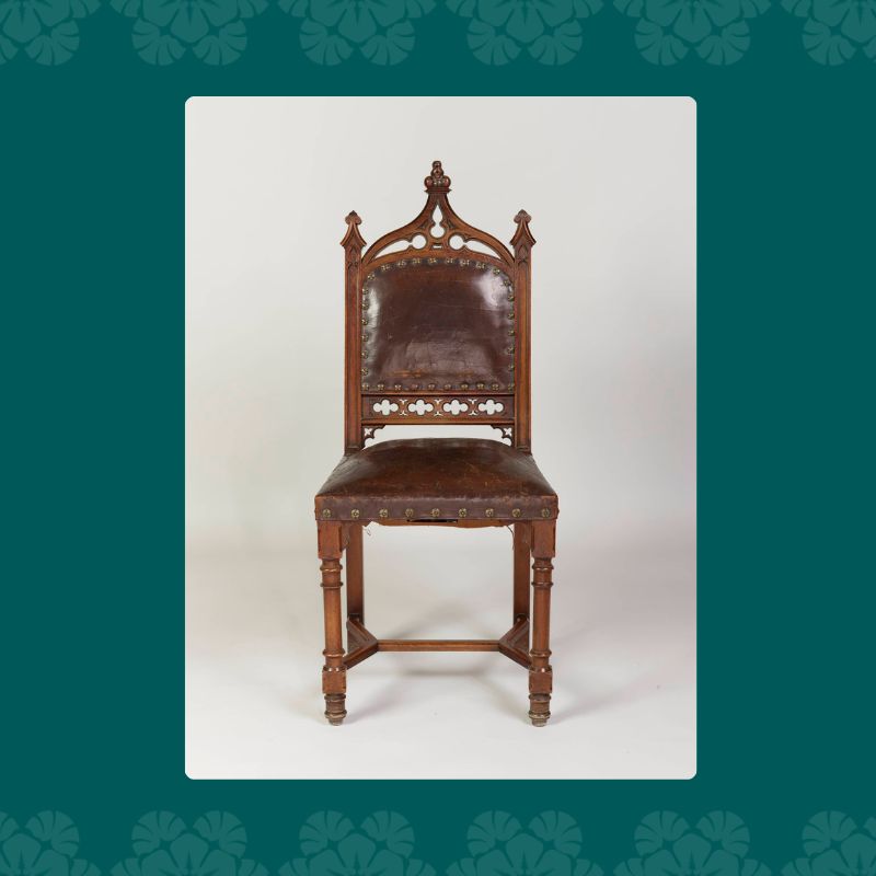 Chaise néogothique Musée de Creil